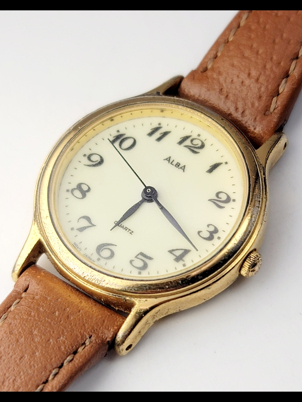 Vintage Seiko Alba V501-6K00 Full Lume Dial Gold Tone Quartz Watch 28mm Japan